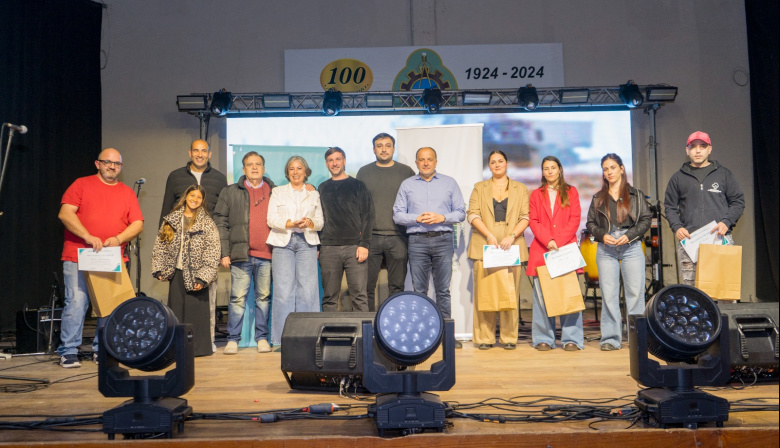 Éxito total: 2000 vecinos colmaron la 3ª Feria Gastronómica de Tres Arroyos