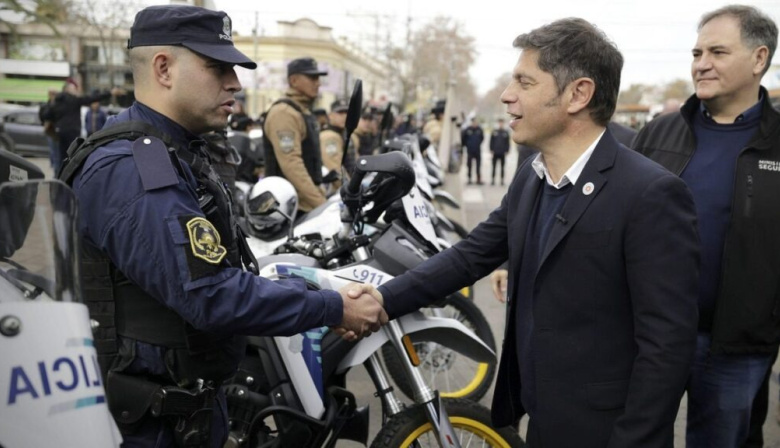 Fuga masiva en la Policía Bonaerense: 1.800 bajas en 2026 y salarios que no llegan al millón