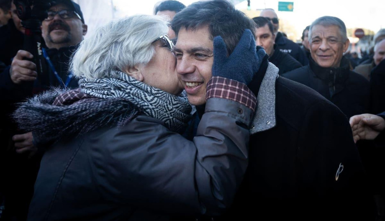 "Con ciertas cosas no se jode": Kicillof en San Cayetano habló de soberanía y crisis