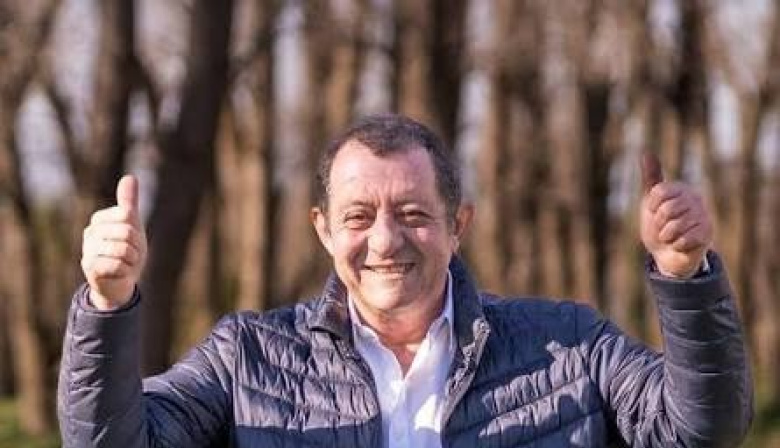 Intendente de Benito Juárez pidió derogar la ley de reelecciones y respaldó a Kicillof para 2027
