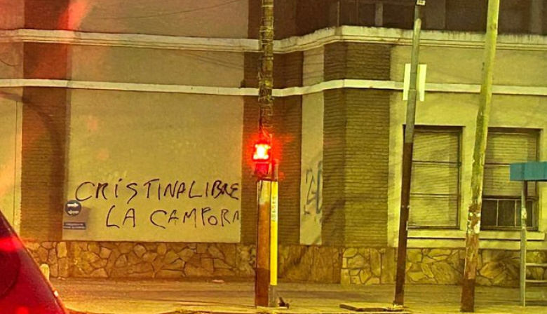 Julián Álvarez denunció una campaña de vandalismo y apuntó contra la gestión anterior
