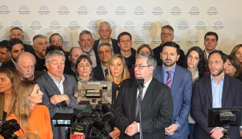 La oposición fuerza una sesión por morosidad y discapacidad