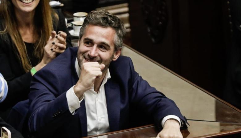 Achával toma ventaja y agita la interna del peronismo bonaerense