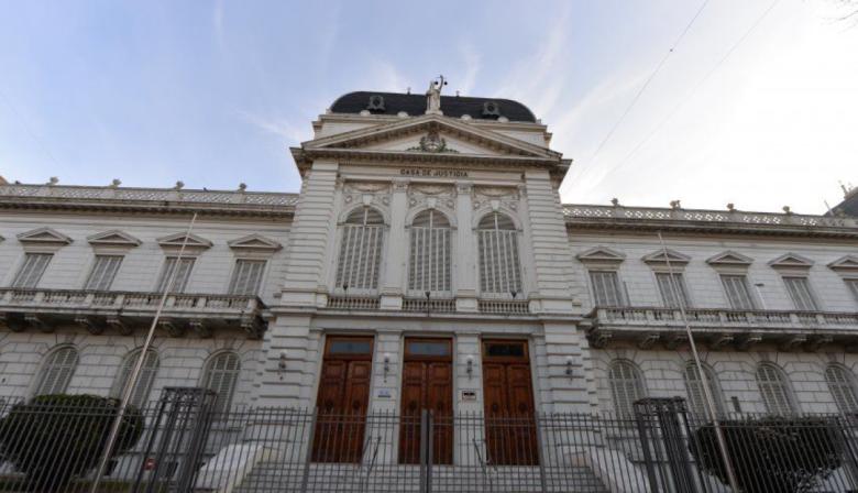 Tres nuevas renuncias agravan las vacantes y reabren la presión por una Corte incompleta