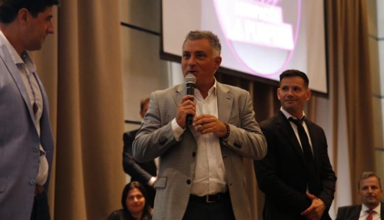 Pareja reflotó la idea de eliminar el Senado Bonaerense