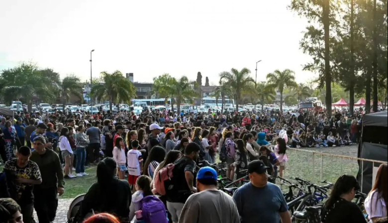 Malvinas Argentinas: la Expo de ONG reunió a cientos de organizaciones sociales y deportivas
