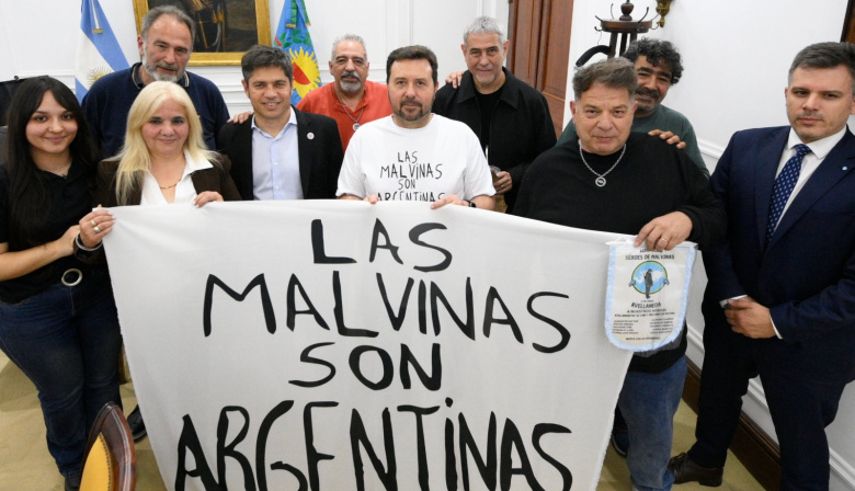 Kicillof recibió a veteranos y familiares de Malvinas para avanzar en derechos y memoria histórica