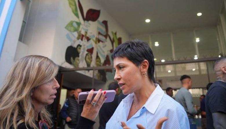 Mayra Mendoza tensó la interna: dijo que Massa tiene mejor trato con Cristina que Kicillof