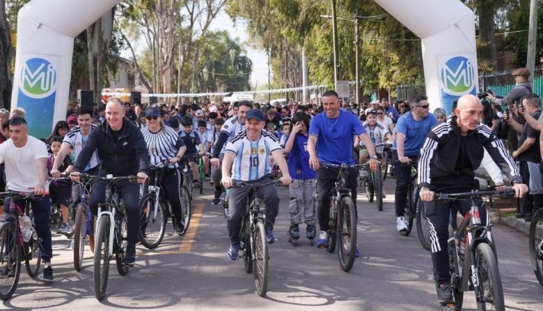 Más de 1.500 vecinos pedalearon “Por la Memoria”