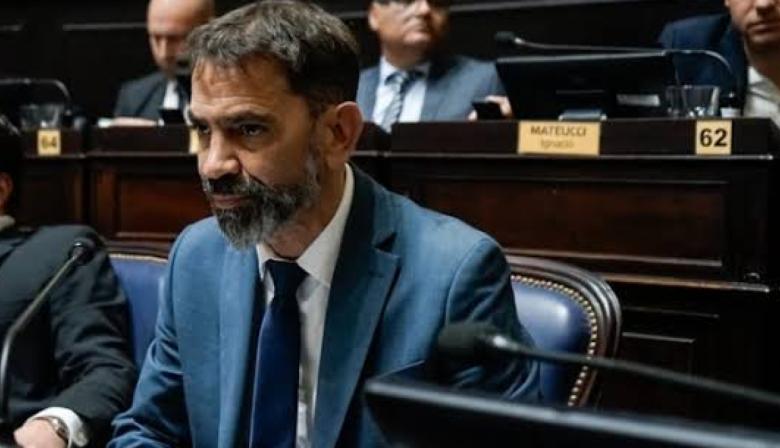 Buscan eliminar el cobro de certificados municipales de deuda