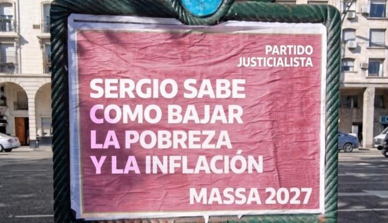 La Ciudad se llenó de carteles que impulsan “Massa 2027”