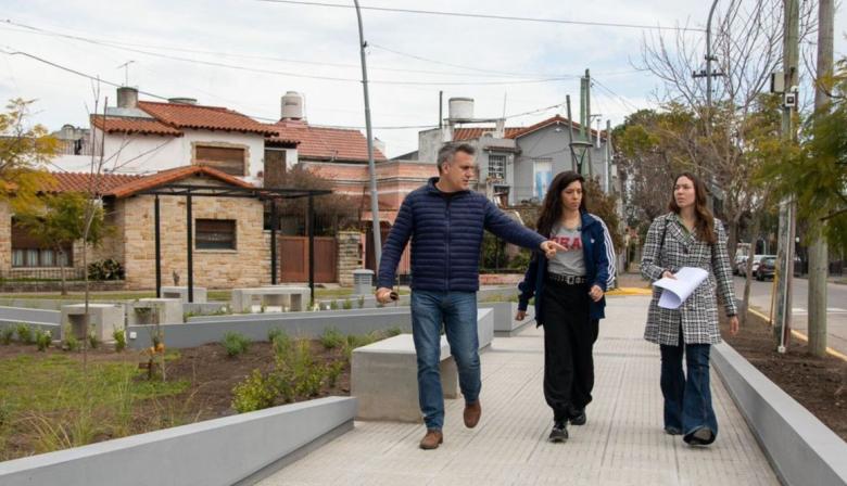 Lanús renovó plazoletas y avanza con la transformación de la plaza José Hernández