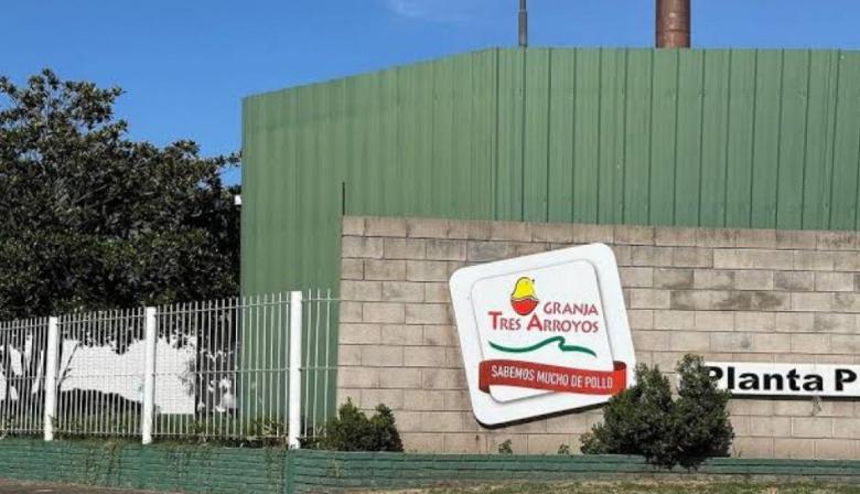 Granja Tres Arroyos avanza con 50 despidos en Pilar