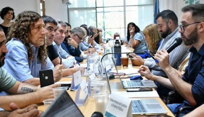ATE apuró a Kicillof y exigió reabrir las paritarias bonaerenses