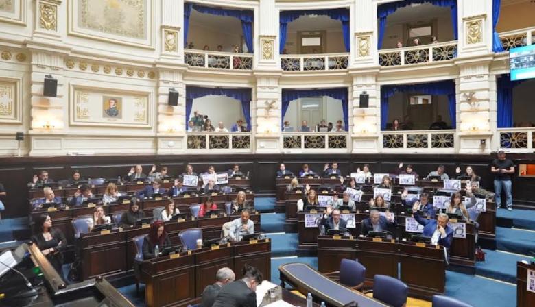 Se amplían las sanciones por violencia en escuelas, hospitales y dependencias de atención al público