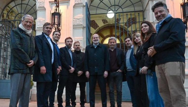 La Liga de Intendentes amplía su juego político hacia 2027