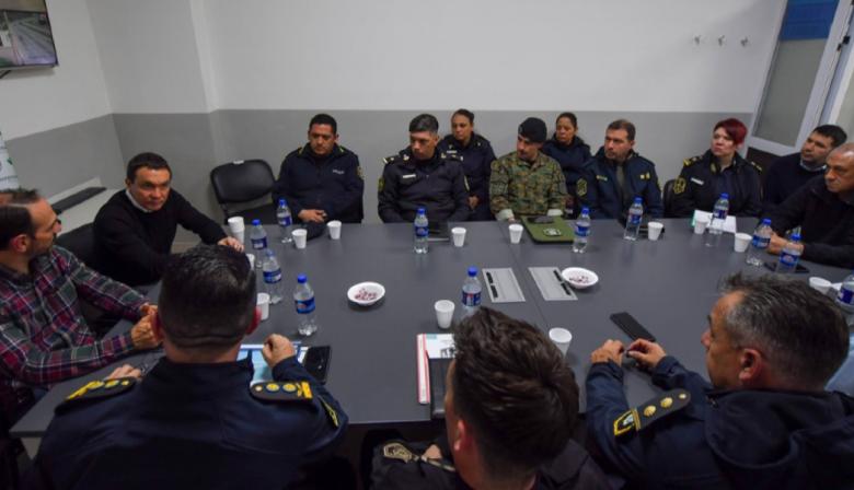 Watson coordinó nuevos operativos con las fuerzas de seguridad
