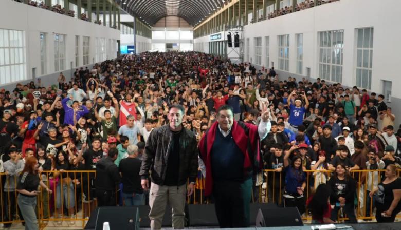 Más de 15 mil jóvenes participaron de una jornada sobre inteligencia artificial en José C. Paz