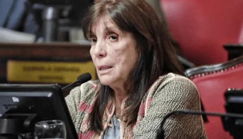 Investigan una presunta fuga de Flávio Bolsonaro por Argentina y García apuntó contra la derecha