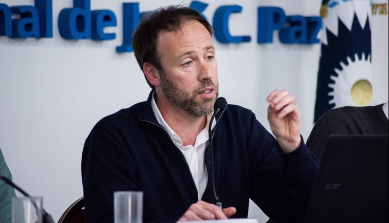 Industria en picada: López denunció 20 meses de caída y 88 mil empleos perdidos