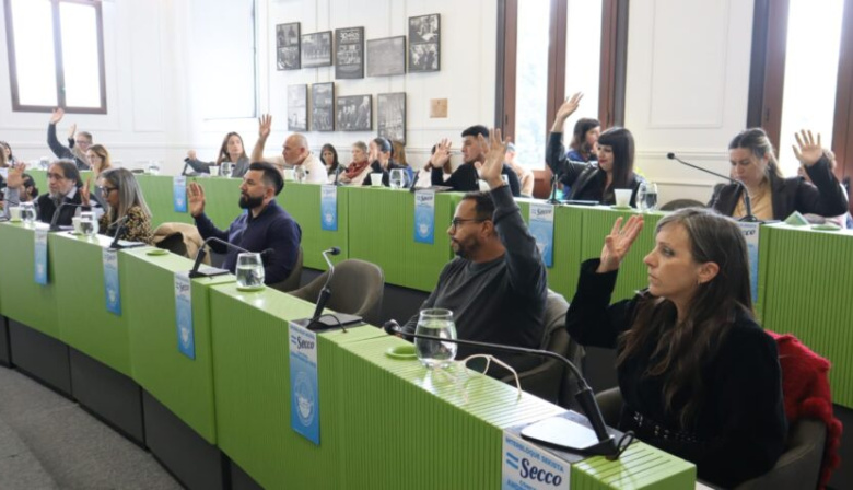 Ensenada se pronunció contra la venta de tierras a extranjeros y el desembarco de data centers en el país