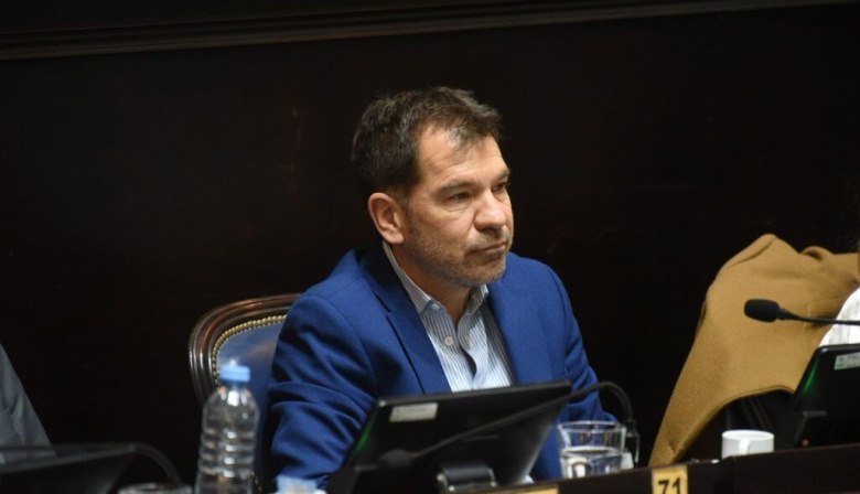 De cara a 2027, Di Cesare postuló a Massa y puso a Andreotti como ejemplo de gestión