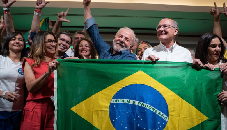El peronismo festejó la reelección de Lula y la leyó como una señal para 2027