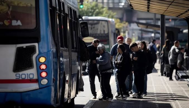 Desde el 1° de noviembre, el boleto de colectivo en Provincia vuelve a aumentar: así quedan las nuevas tarifas