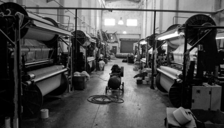 La industria bonaerense sigue en retroceso y acumula una caída del 9%