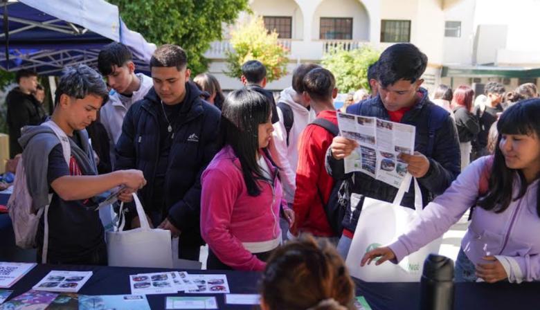 Cientos de estudiantes participaron de la Expo Universidades