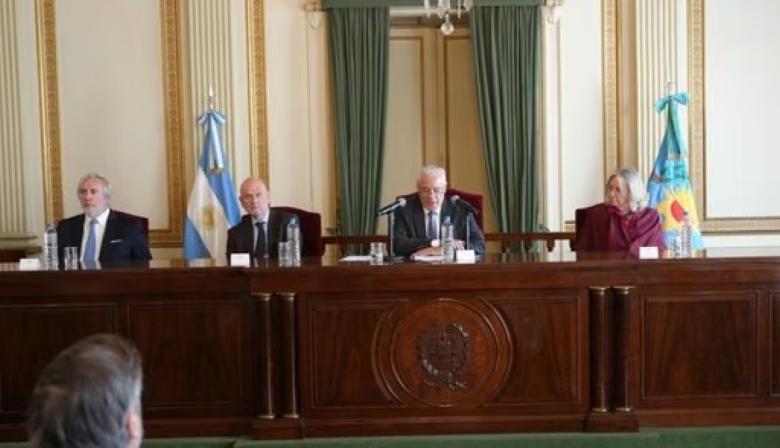 La Suprema Corte bonaerense presiona por su autarquía y exige cubrir las cuatro vacantes en el máximo tribunal
