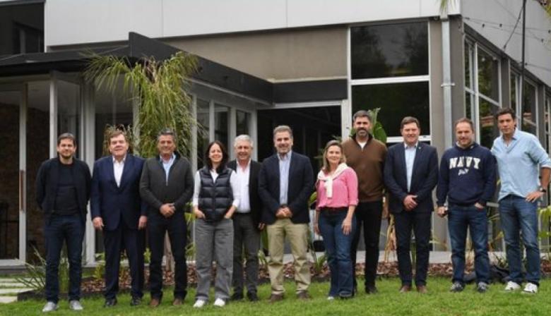 El PRO busca ordenar su territorio antes de negociar con LLA