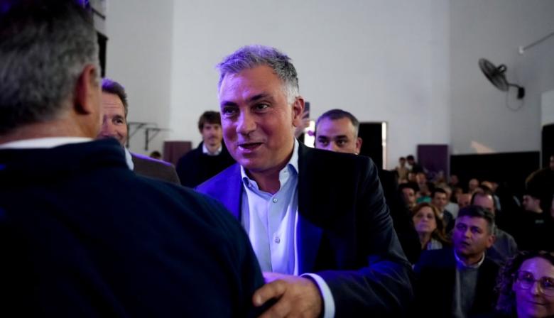 Pareja mostró músculo libertario y puso la mira en los municipios para 2027