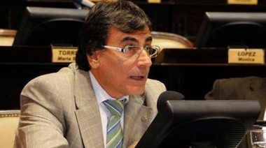 Eslaiman: “Yo no tendría a una persona sospechada de corrupción en la policía”