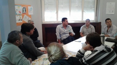 Atanasof junto a referentes gremiales para analizar la problemática laboral regional
