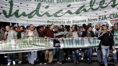Judiciales inician un paro de 48 horas