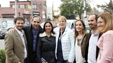 Arteaga y Stolbizer visitaron comercios de City Bell y dialogaron con vecinos