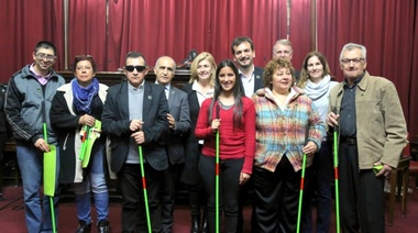 Galmarini: "hoy hicimos justicia con miles de disminuidos visuales”