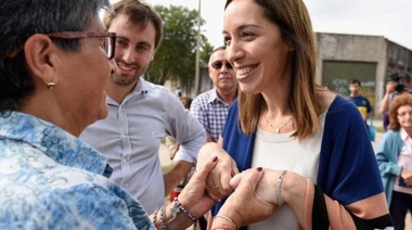 Vidal en suelo de Massa: La Gobernadora realizó el tradicional timbreo en Tigre