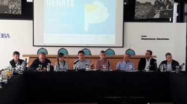 Junín: se realizó la Jornada de Debate por el Presupuesto, con críticas al endeudamiento