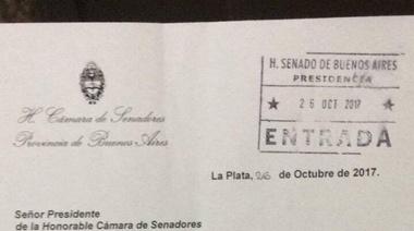 1País: los senadores desplazados afirman que se fueron antes