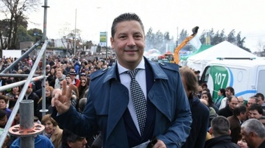 Gustavo Menéndez inauguró cuenta de twitter del PJ, pero escasean las noticias para los afiliados