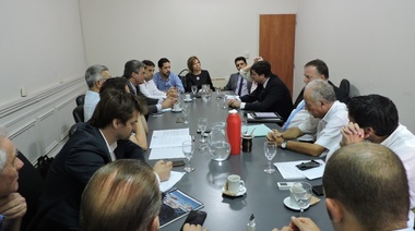 Diputados de UC se reunieron con representantes judiciales para analizar los proyectos