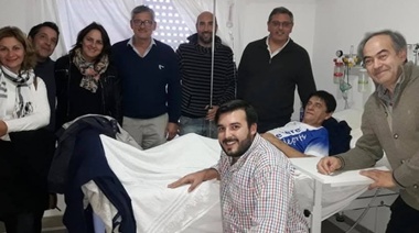 Intendente con problemas de salud fue acompañado por sus pares y legisladores en el hospital