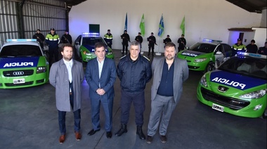 Presentaron autos de alta gama secuestrados al narcotráfico y recuperados para la Policía