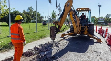 La Plata: Comenzó la etapa final de los trabajos en la bajada de la autopista