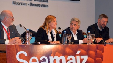 Participación legislativa en el acto inaugural del XI Congreso Nacional de Maíz