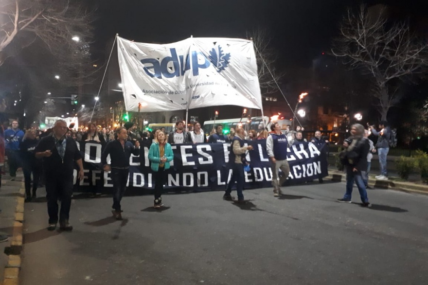 Masiva Marcha de las Antorchas