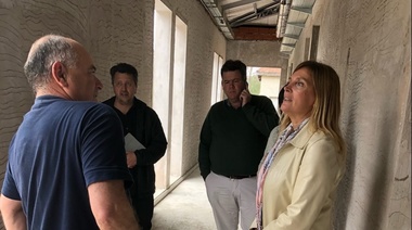Susana Lazzari recorrió obras en Carmen de Areco