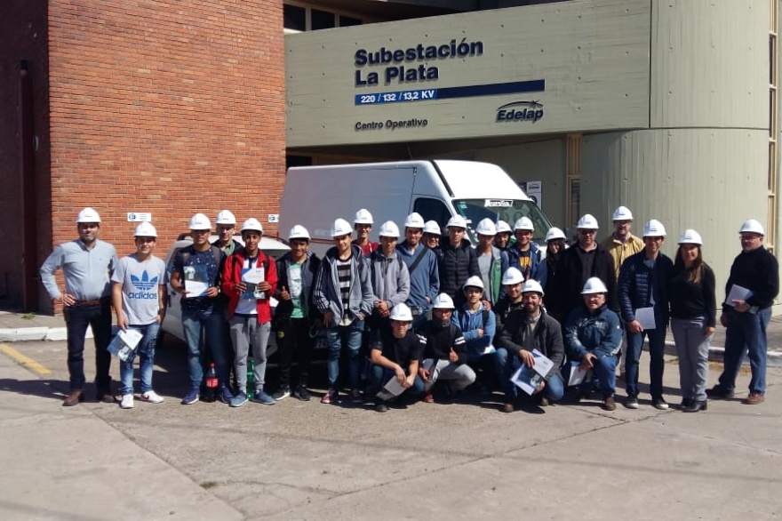 Edelap brindó charlas educativas para alumnos de las carreras de la Tecnicatura en Electricidad e Ingeniería Eléctrica